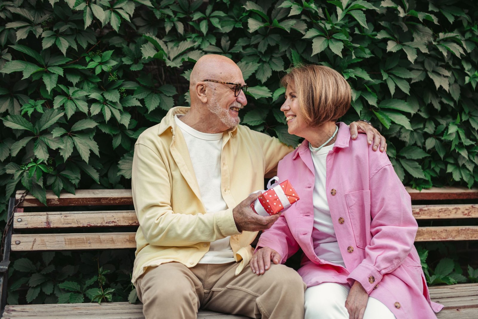 Senior couple sharing a mobility gift in Palm Springs